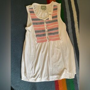 Anthropologie Maeve Cream Sleeveless Blouse with Bib Collar and Buttoned Front